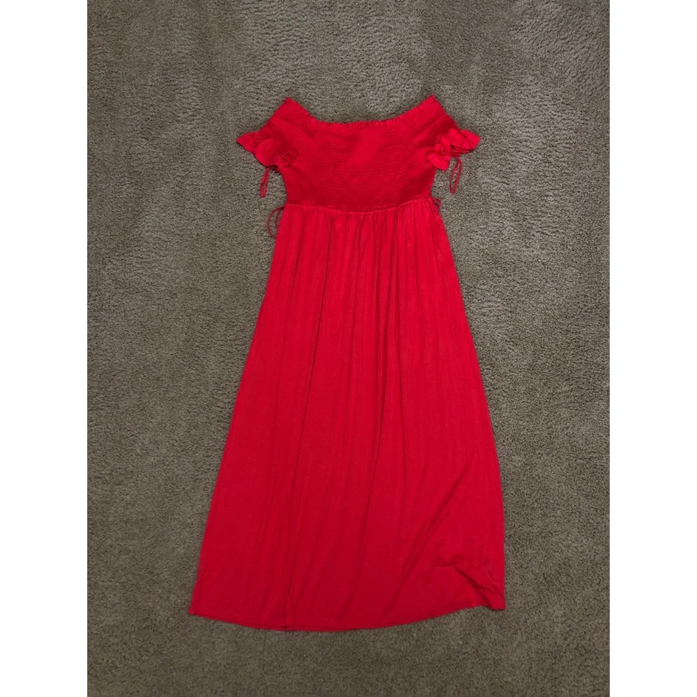 GAP off-the-shoulder maternity dress